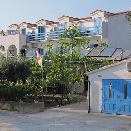 In With Sea View, Balcony, Air Conditioning, Wifi 3560-1 *