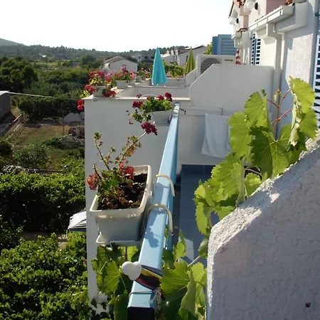 In With Sea View, Balcony, Air Conditioning, Wifi 3560-1 Apartment