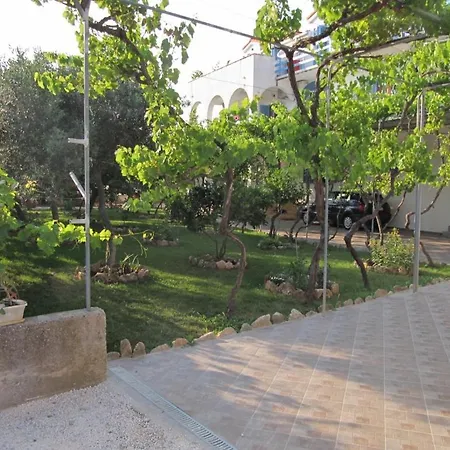 Apartment In With Sea View, Balcony, Air Conditioning, Wifi 3560-1